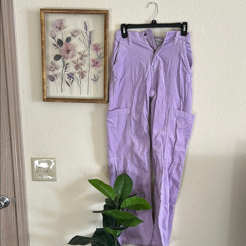 Purple cargos